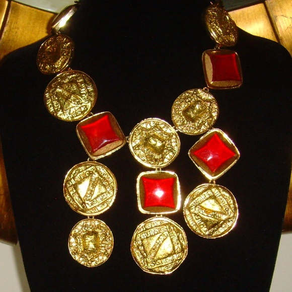 Kenneth J Lane (KJL) Statement Bib Necklace - Picture 5 of 15